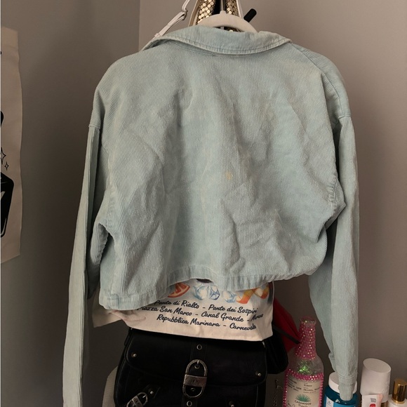 Light blue denim jacket - so cute for fall - Picture 2 of 2
